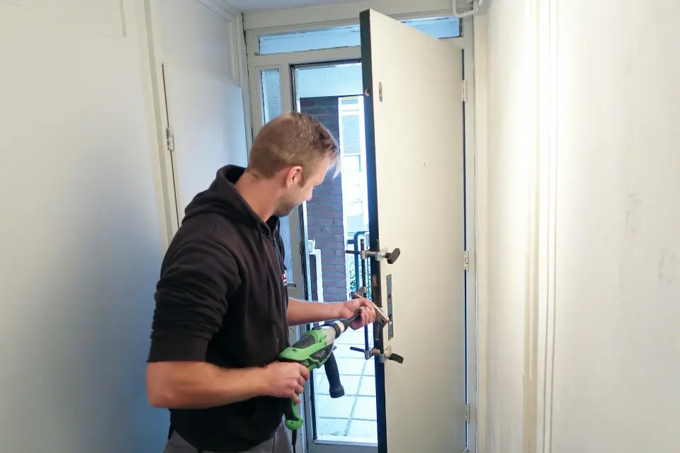 Slotenmaker Utrecht adviseert slotenmaker Utrecht en Gouda